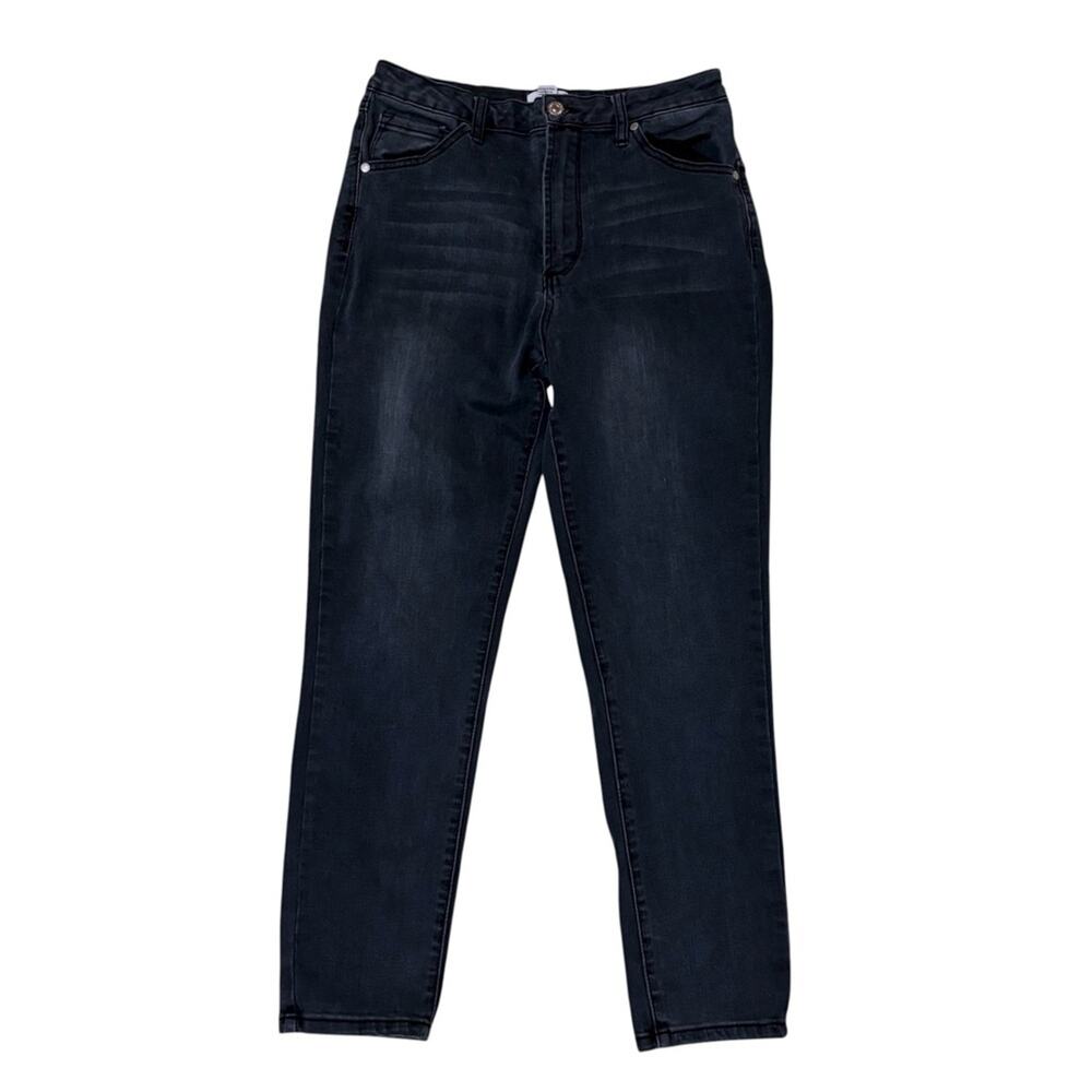 Forever 21 Denim Straight Leg‎ Black Jeans Size 30